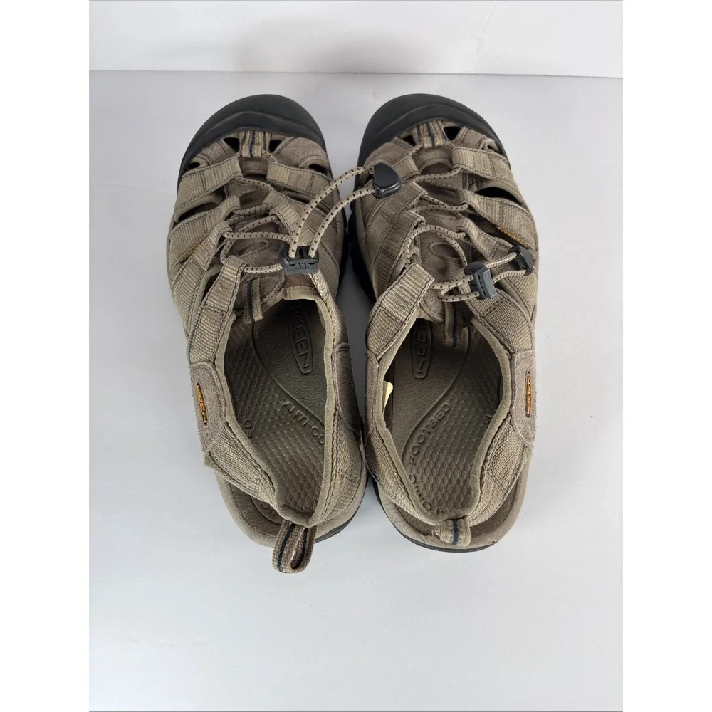 Keen Newport H2 Sandals Mens Size 11 Water Hiking Hybrid Gorpcore Slip On